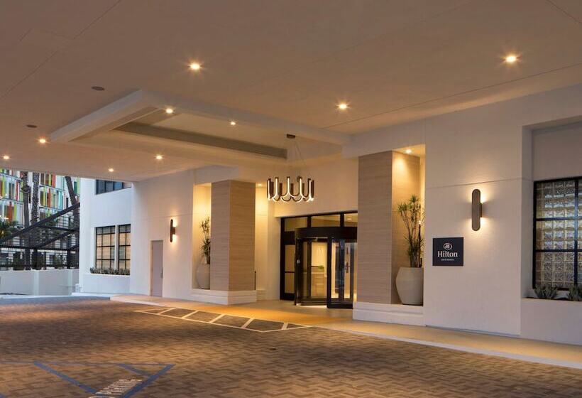 Hilton Santa Monica Hotel & Suites