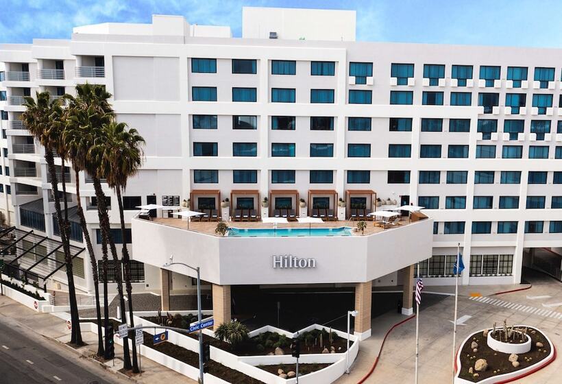 Hilton Santa Monica Hotel & Suites