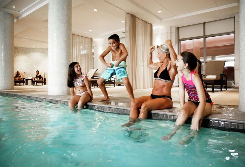 فندق Hilton Short Hills