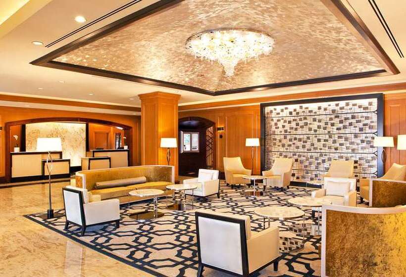 فندق Hilton Short Hills