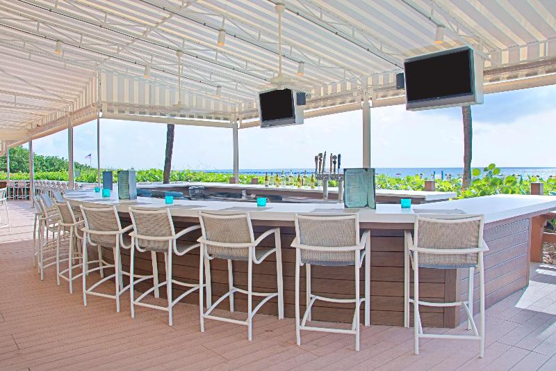 فندق The Singer Oceanfront Resort, Curio Collection By Hilton