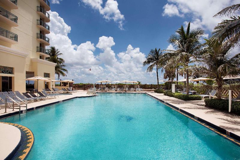 فندق The Singer Oceanfront Resort, Curio Collection By Hilton