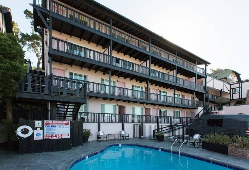 فندق Hofsas House