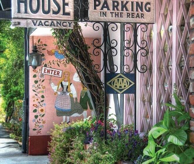 فندق Hofsas House