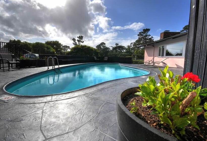 ホテル Hofsas House