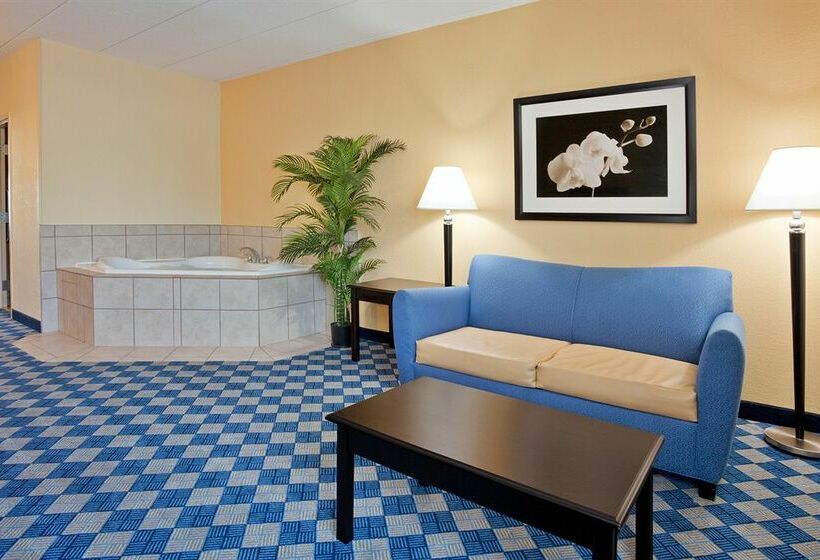 ホテル Holiday Inn Columbus N -I-270 Worthington