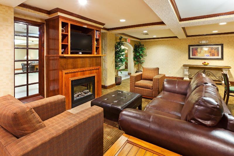 Отель Holiday Inn Express & Suites Reidsville, An Ihg