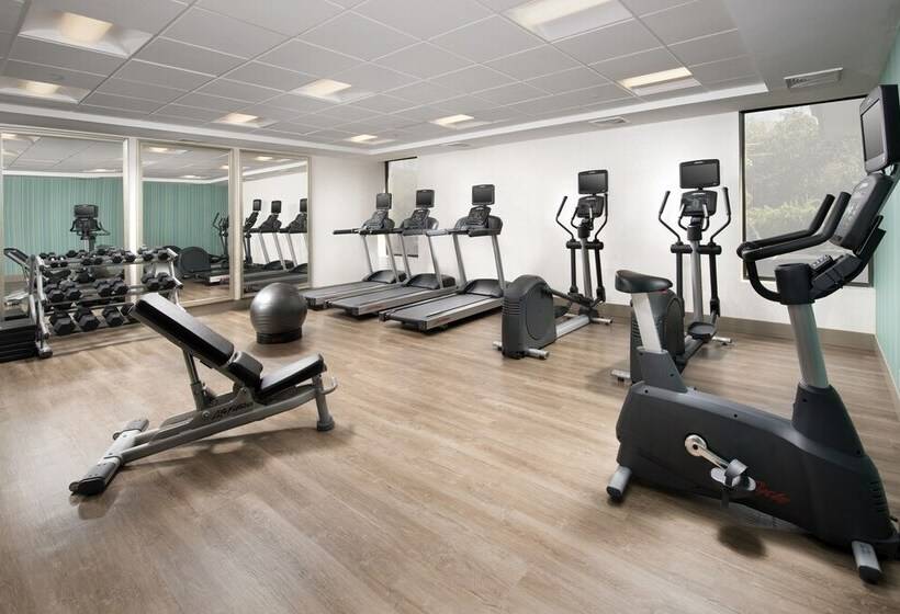 فندق Holiday Inn Express Andover North   Lawrence, An Ihg