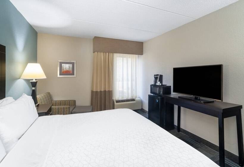 Отель Holiday Inn Express Forsyth, An Ihg