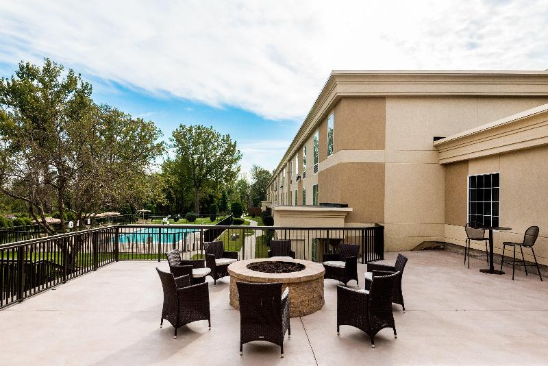 בית מלון כפרי Holiday Inn Johnstown Gloversville By Ihg