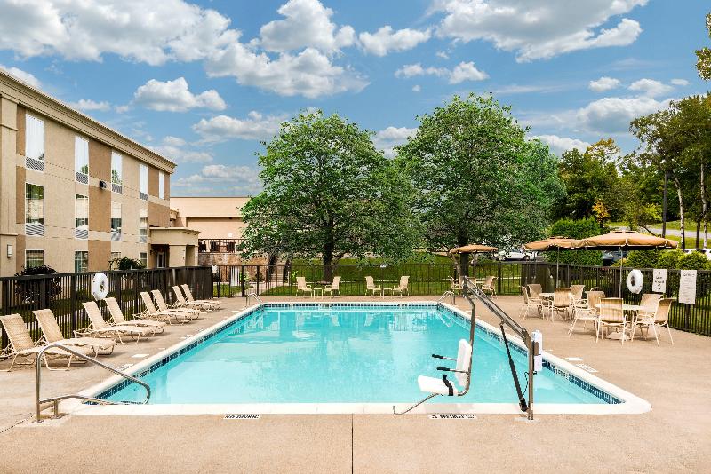 בית מלון כפרי Holiday Inn Johnstown Gloversville By Ihg