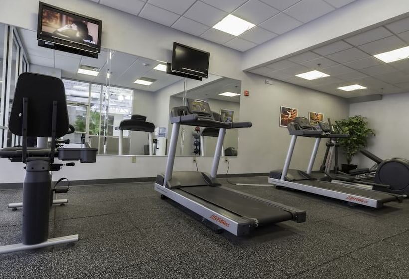 ホテル Holiday Inn Knoxville West   Cedar Bluff, An Ihg