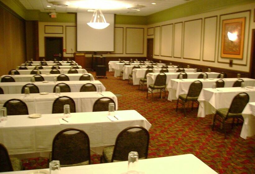 בית מלון כפרי Holiday Inn Toledo South - Perrysburg