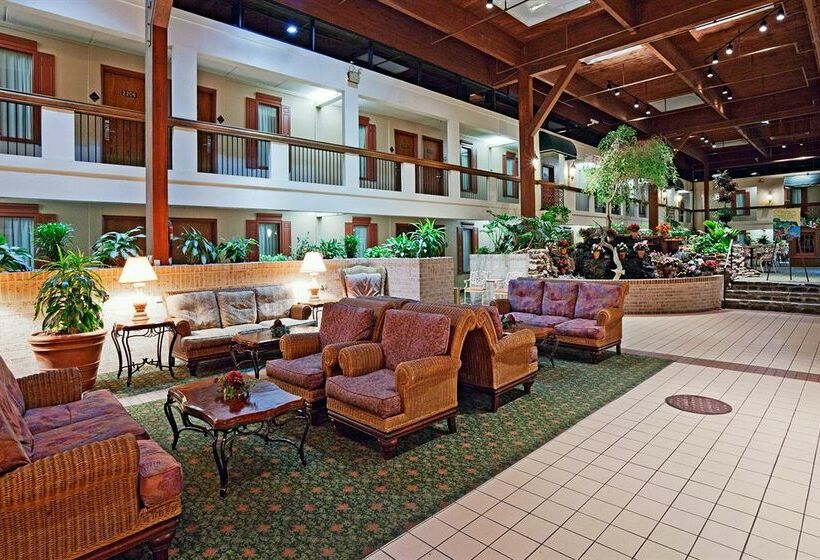 בית מלון כפרי Holiday Inn Toledo South - Perrysburg