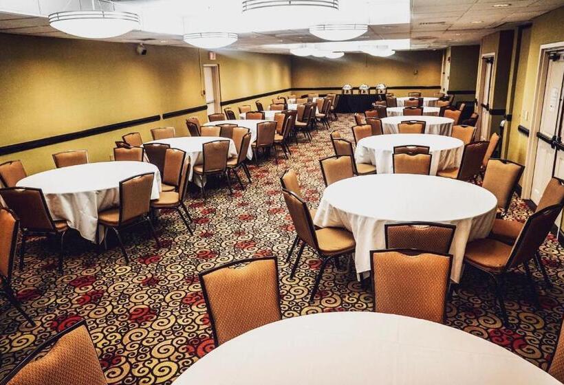 בית מלון כפרי Holiday Inn Portsmouth, An Ihg