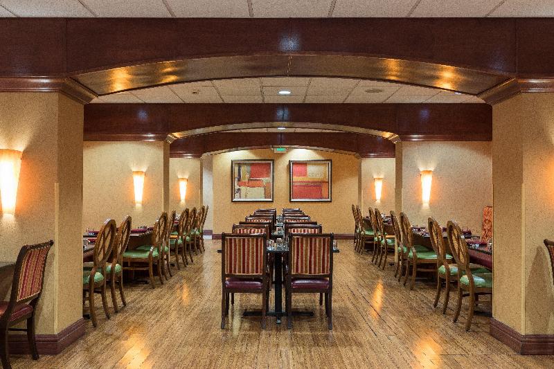 فندق Holiday Inn Sacramento Downtown Arena, An Ihg