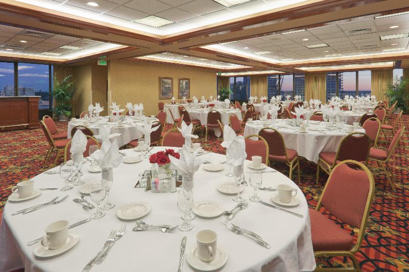فندق Holiday Inn Sacramento Downtown Arena, An Ihg