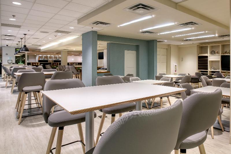 فندق Holiday Inn & Suites Atlanta Airport North, An Ihg