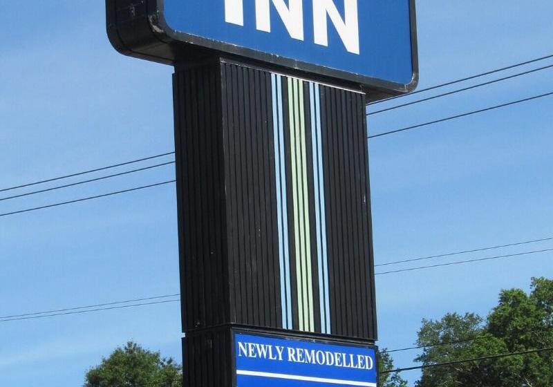 فندق Homeplace Inn