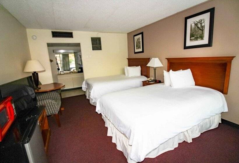 Отель Newburgh Inn