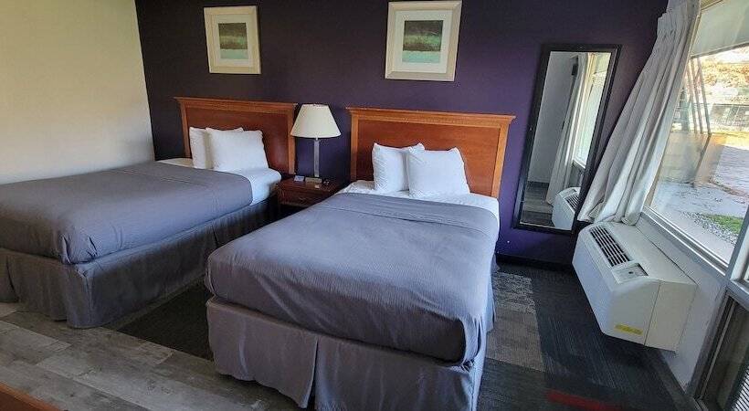 فندق Newburgh Inn