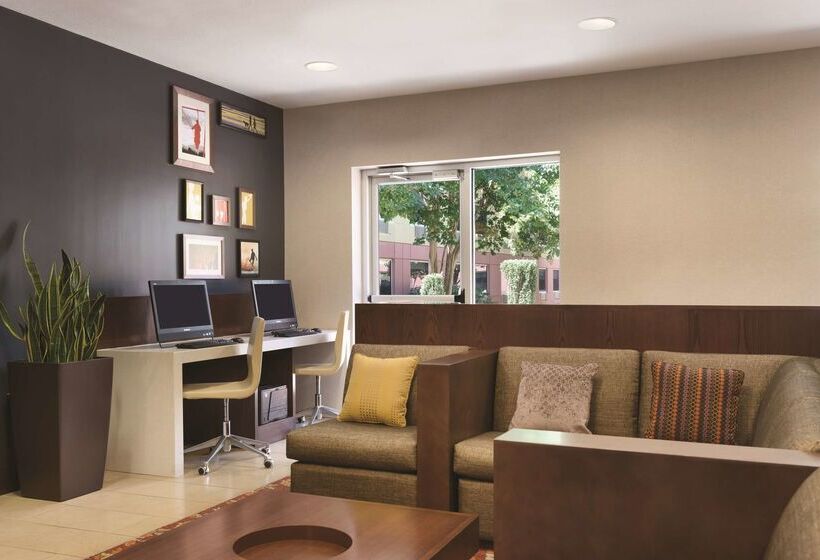 Отель Clt Sky Suites