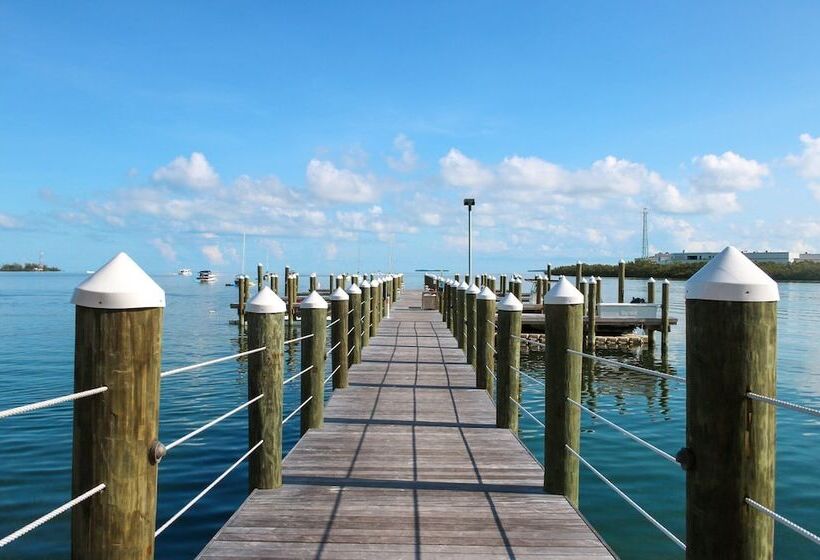 ホテル Beachside Resort & Residences