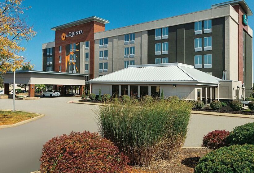 ホテル La Quinta By Wyndham Cleveland Airport West