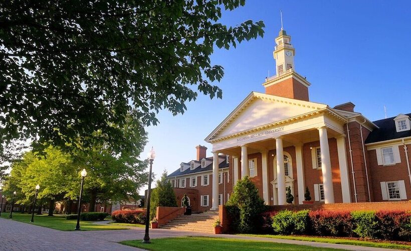 ホテル La Quinta By Wyndham Cleveland Airport West