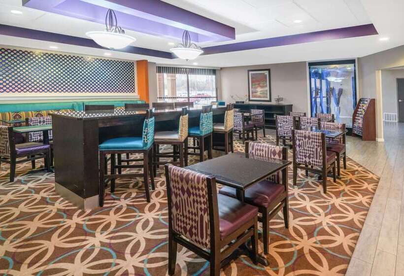 酒店 La Quinta By Wyndham Memphis Airport Graceland