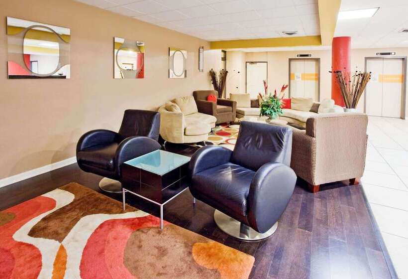 酒店 La Quinta By Wyndham Memphis Airport Graceland