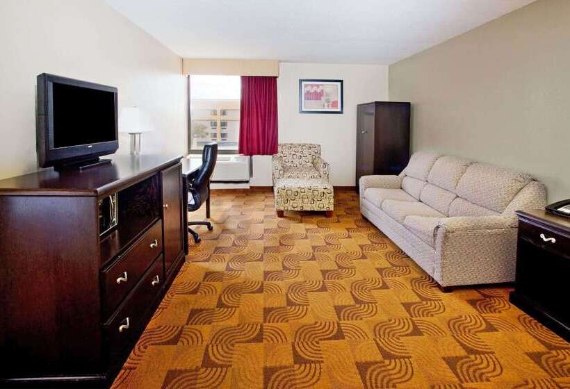 酒店 La Quinta By Wyndham Memphis Airport Graceland