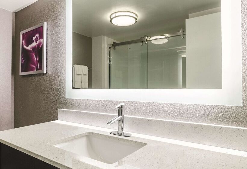 호텔 La Quinta By Wyndham Myrtle Beach   N. Kings Hwy