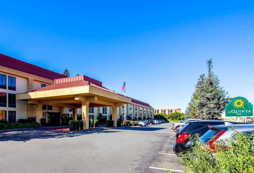 酒店 La Quinta By Wyndham Oakland Airport Coliseum