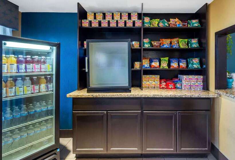 酒店 La Quinta By Wyndham Oakland Airport Coliseum