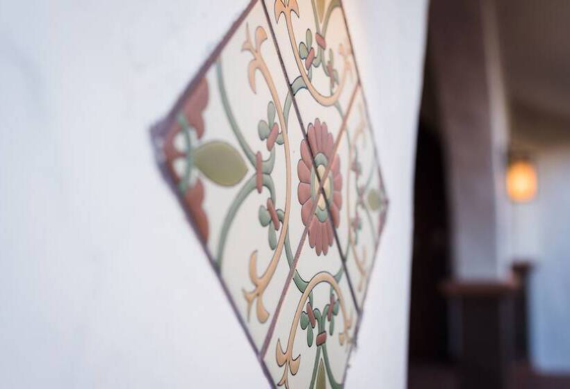 Отель Mission De Oro