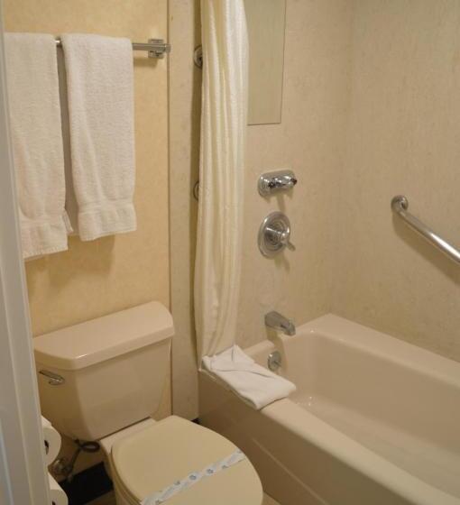 فندق Ontario Airport Inn