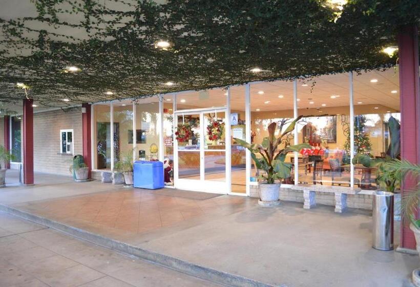 فندق Ontario Airport Inn