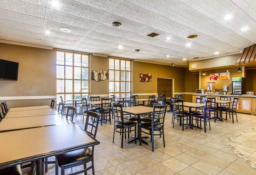 Szálloda Quality Inn Ada Near University