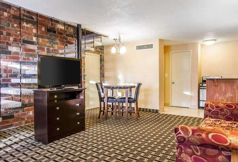 فندق Quality Inn Ada Near University