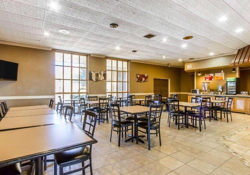 Szálloda Quality Inn Ada Near University