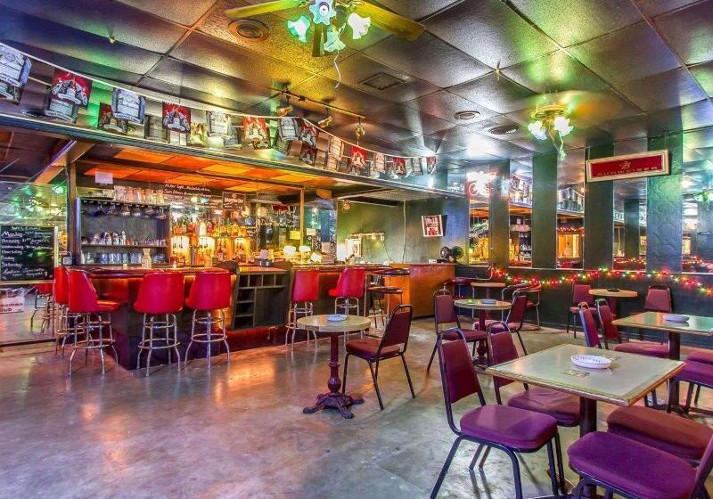 Szálloda Quality Inn Ada Near University