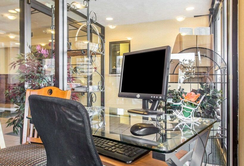 فندق Quality Inn