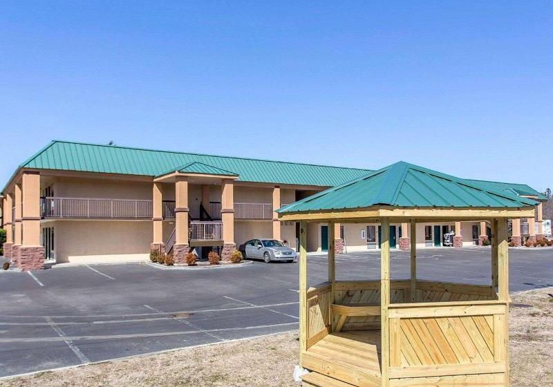 فندق Quality Inn