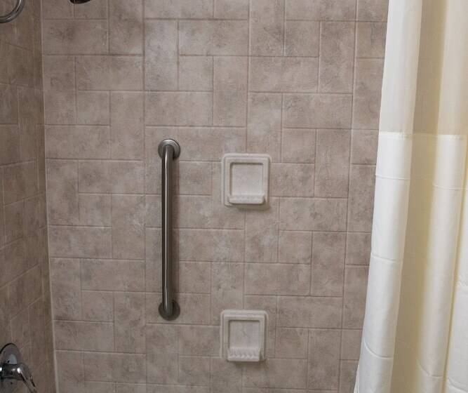 فندق Quality Inn