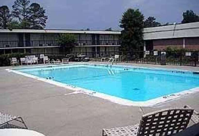ホテル Quality Inn Elizabeth City Near University