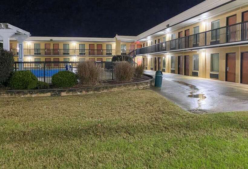 ホテル Quality Inn Elizabeth City Near University
