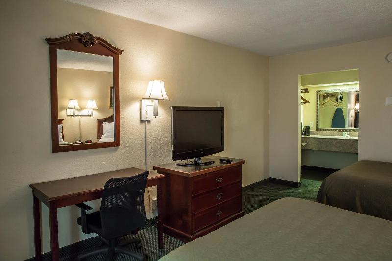 ホテル Quality Inn Elizabeth City Near University