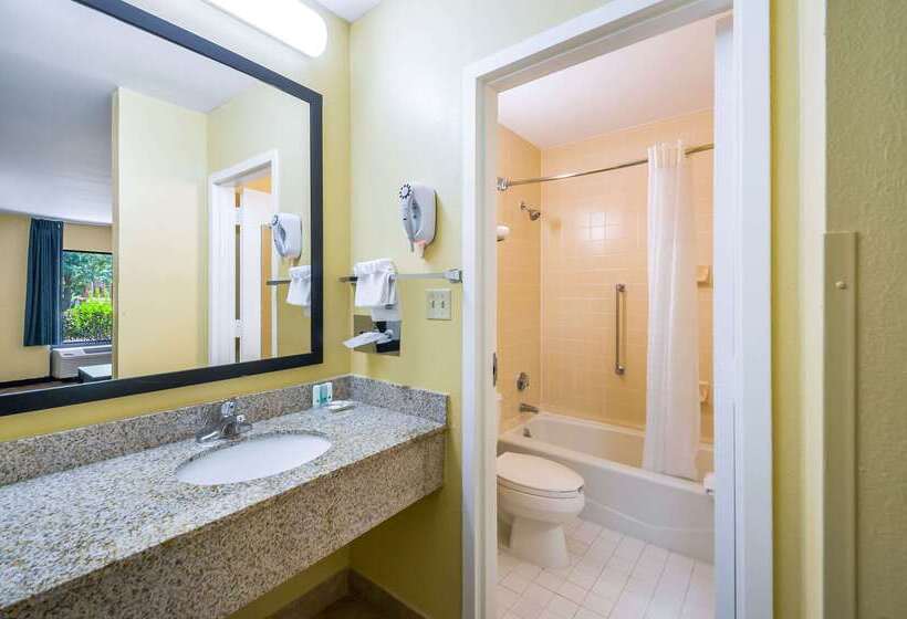 호텔 Quality Inn Fredericksburg, Central Park Area
