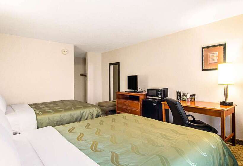 فندق Quality Inn